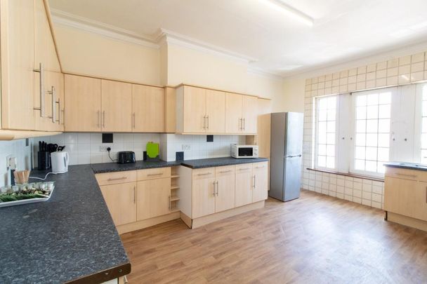 Brookvale Road,Southampton - Photo 1