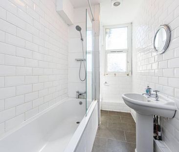 2 bedroom maisonette to rent - Photo 5