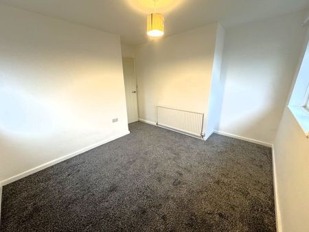 3 bed house to rent in - Photo 2