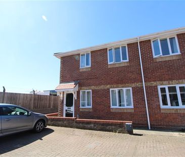 Westminster Court, Whitehall Close, Colchester - Photo 2