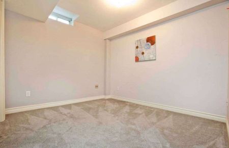 For Lease - 175 Estate Garden Drive Unit# BSMT, Richmond Hill, Ontario - Photo 5