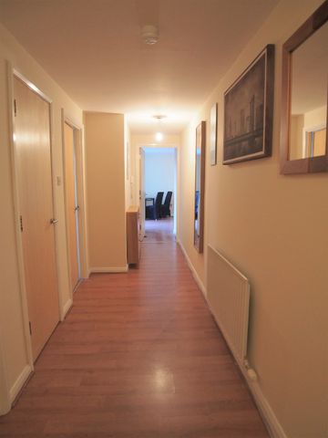 82 Barrland Street South Side - Photo 3
