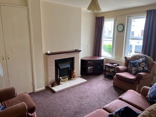 51 Ellis Street, Carrickfergus, BT38 8AY - Photo 1