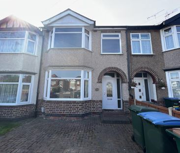 3 bedroom terraced house to rent - Photo 2