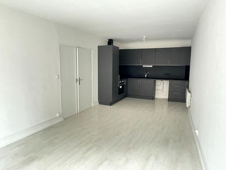 Location Appartement 2 pièces 53m² - Photo 2