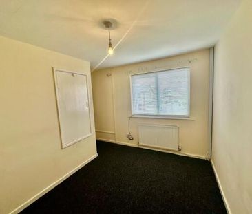 Birchwood Ave CH41 - Photo 2