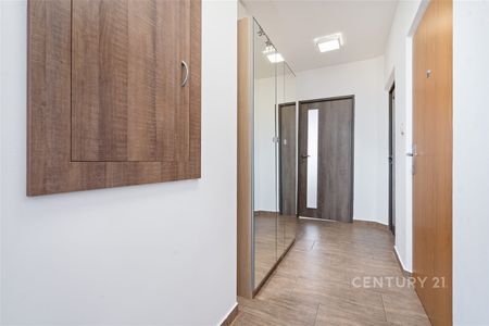 Pronájem bytu 2+1 54 m² - Фото 3