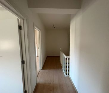 Instapklare gezinswoning met 3 slpk en tuin in Nieuwerkerken - Foto 4