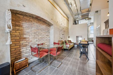 25 Concession Street #108 - Photo 2