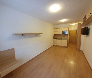 Pronájem bytu 1+kk 20 m² - Fotografie 1