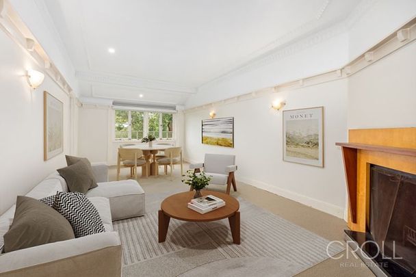 Stylish Art Deco Apartment in Prime Mosman Location - Photo 1