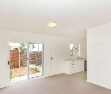 13 Paget Street, Bruce ACT 2617 - Townhouse For Rent | Domain - Photo 1