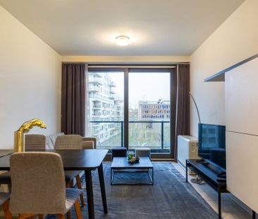 Appartement te huur in Oudergem voor € 1.050 met 1 slaapkamer - Photo 2
