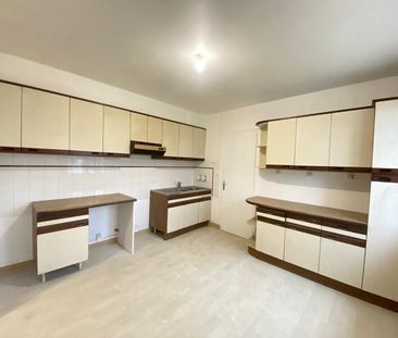 Location Maison 4 Pièces 90 m² - Photo 2