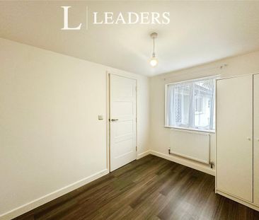 2 bedroom bungalow to rent - Photo 1