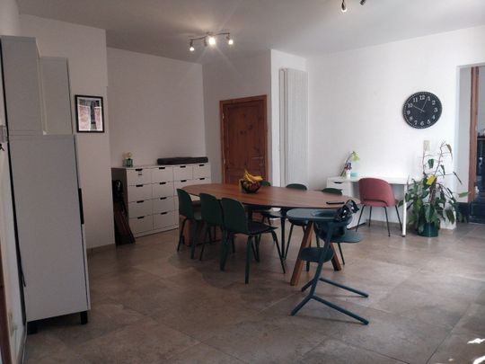 Ruime rijwoning in Lokeren met 3 slaapkamers - Photo 1