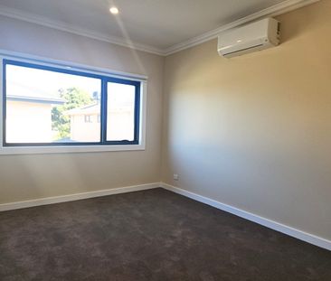 2/39 Heywood St, Ringwood, VIC 3134 - Low Maintenance Living in a P... - Photo 1