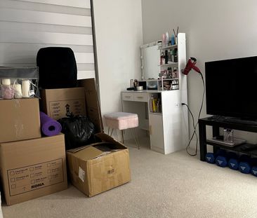 For Lease - 4055 Parkside Village Drive Unit# 321, Mississauga, Ont... - Photo 4