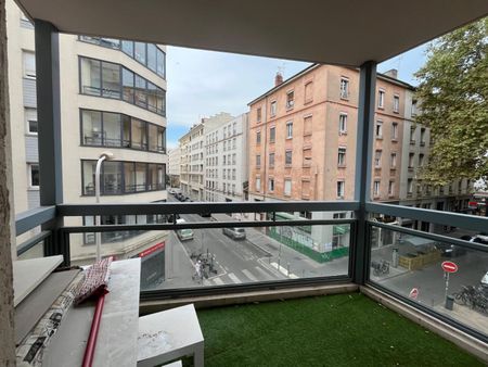 Joli T2 meublé de 54m2 avec parking et balcon 3e arrondissem , Lyon - Photo 5