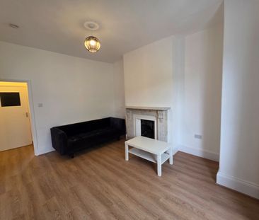 1 Bed Flat, Gubyon Avenue, SE24 - Photo 4