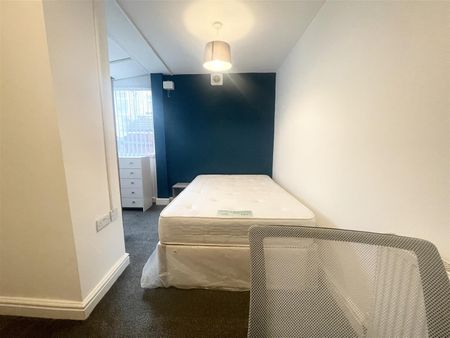 1 bed house share to rent in Prince Street, Burnley, BB11 - Photo 4