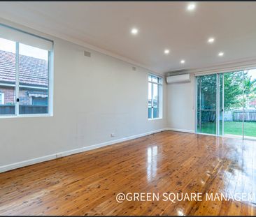 3 Bedroom Home with Large Garden - Photo 2