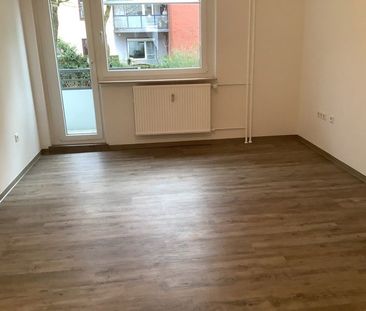 Schöne 2-Zimmer-Wohnung mit Balkon - Photo 1