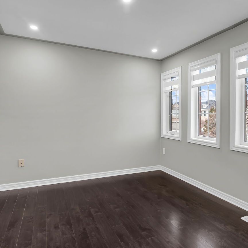 For Lease - 2365 Bankside Drive, Mississauga, Ontario - Photo 1