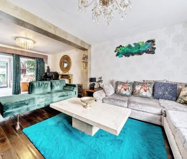 5 bedroom detached house to rent - Photo 1