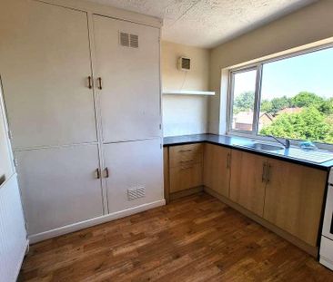 St. Christophers Flats, Hall Flat Lane, Doncaster, DN4 - Photo 3