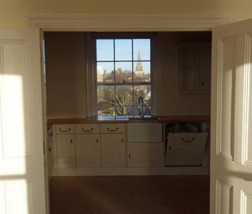 2 bedroom penthouse to rent - Photo 6