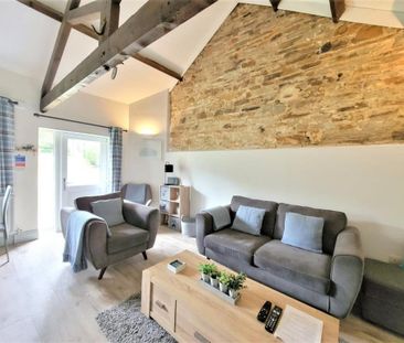 2 bedroom barn conversion to rent - Photo 1