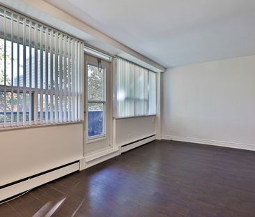2 Bedrooms - Photo 3