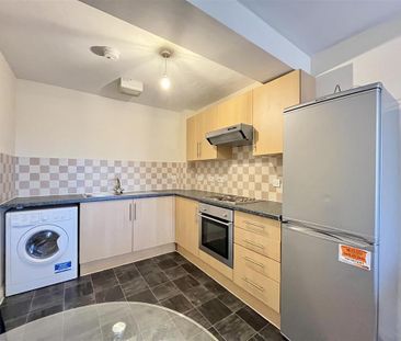 1 bedroom apartment to rent - Photo 2