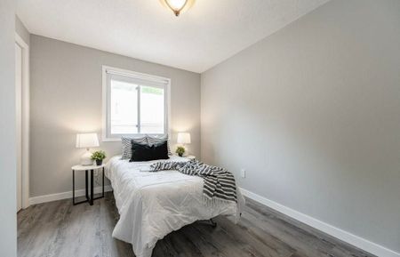 For Lease - 60 George Street Unit# B, Waterloo, Ontario - Photo 5
