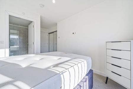 2 bedroom apartment to rent - Photo 5