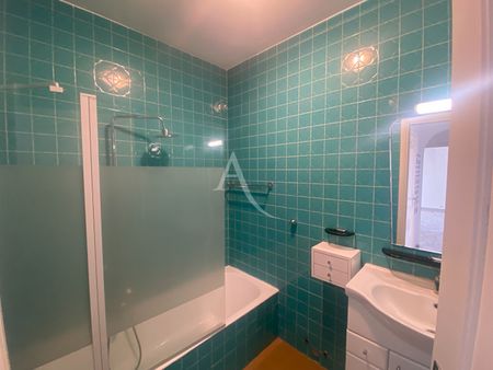 Location Appartement 2 pièces 53m² NICE 06000 - Photo 2