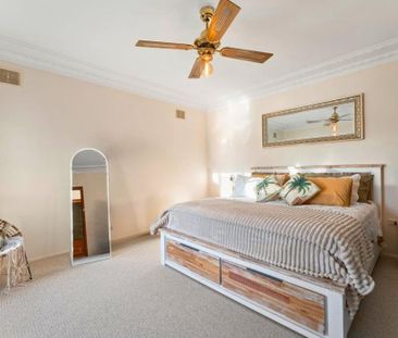 LAKEFRONT LIVING WITH BREATHTAKING VIEWS - Photo 5