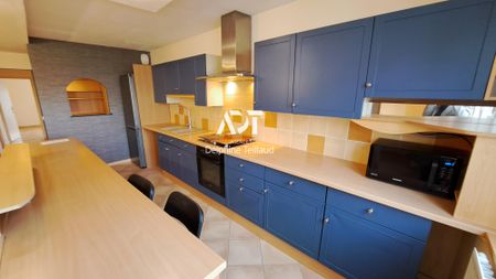 Location Appartement 3 pièces 74m² EYBENS 38320 - Photo 3