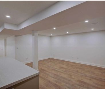 For Lease - 136 Westside Drive Unit# Lower, Oakville, Ontario - Photo 5