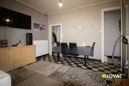 Ruime rijwoning (162 m²) met terras nabij centrum Izegem - Foto 4