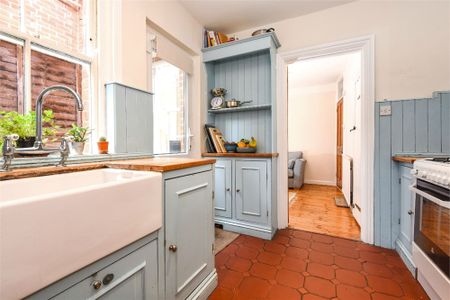 3 bedroom terraced house to rent - Photo 5