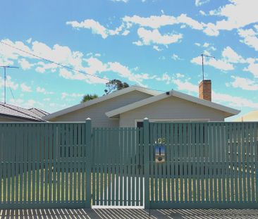 108 Isabella Street, Geelong West - Photo 3