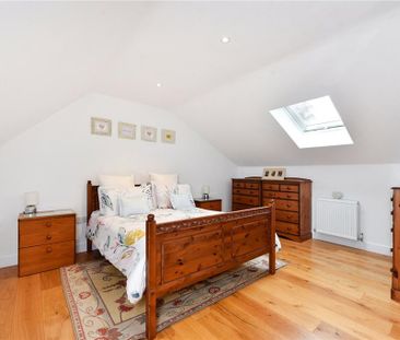 3 bedroom detached house to rent - Photo 3