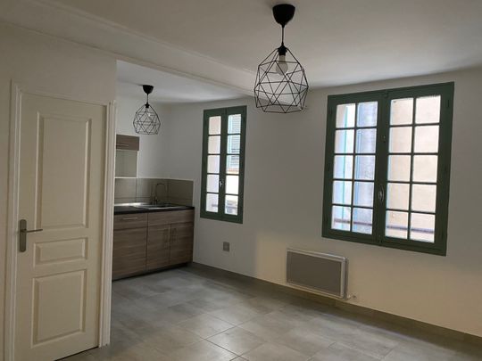 Location Appartement 1 pièce 23m² TOULON 83000 - Photo 1