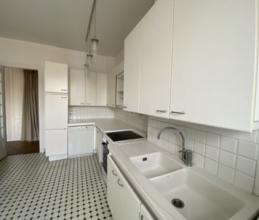 RUE DE L'ECU, Reims - Photo 5