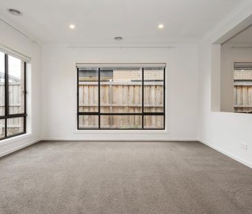 For Rent - 26 Bluewren St, Kurunjang - Photo 3