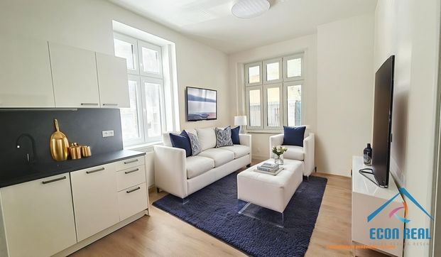 Pronájem nového bytu 2kk s parkovacím stáním ve vile, Havlíčkova, Kolín - Photo 1