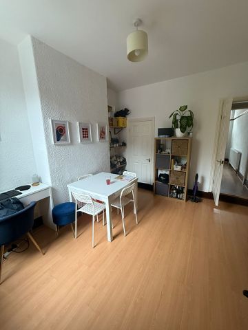 2 Bed Terraced House, Sheffield, S8 - Photo 3