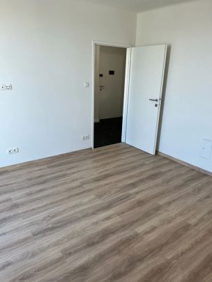 U6-Nähe - Komplett sanierte Wohnung in ruhiger Lage – Ideal für Paare und Singles - Photo 1
